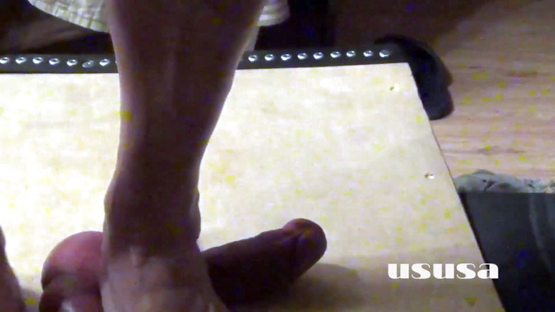 UsUsa: Vertrappen en ballbusting 10 door UsUsa