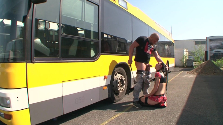Absolute BDSM: German outdoor - Deepthroat