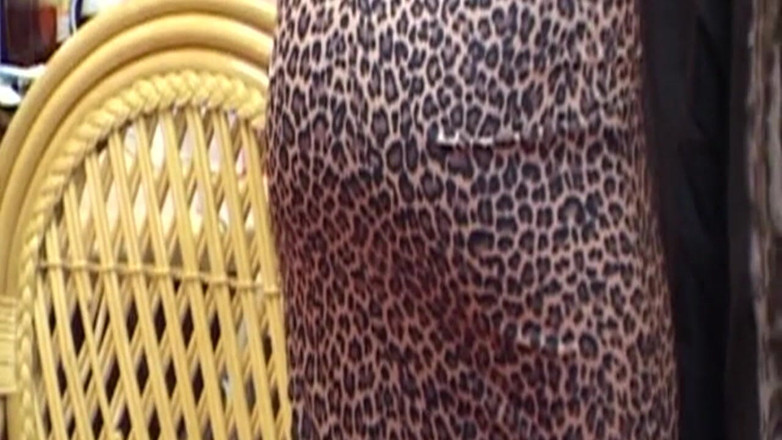 XXXEROTICONLY: Blondýnka Vixen promáčí své díry nedbalou sprchovou zábavou