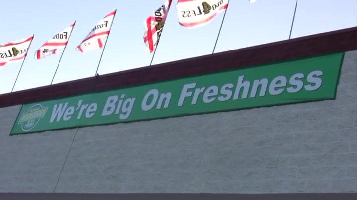 Cryptostudios: Taksi şoförü seksi genç kadını çok sert sikiyor