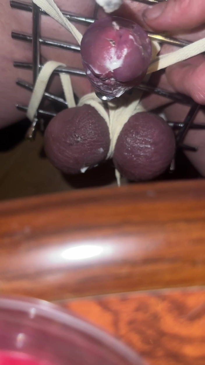 No limit cbt slave: Hukuman api kontol dan peler