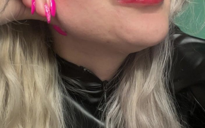 FinDom Goaldigger: ¡Muéstrame tu lengua!