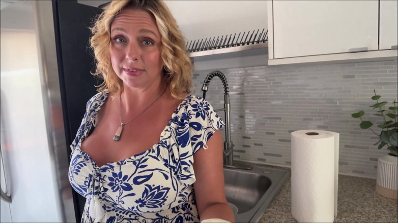 Alex Adams: Hot Step Mom Makes You Get a Job - Brianna Beach -...