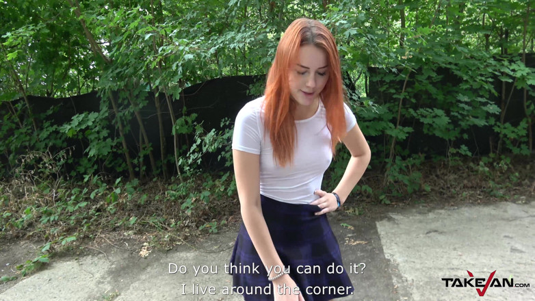 Melone Challenge: Redhead gets screwed on the backseat in the pick up...
