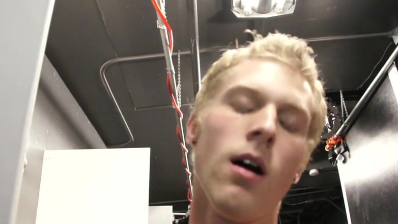 Amazing porn bareback private club: Добрый Сепрме во рту