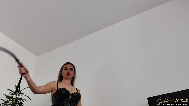 Goddess Lena: Zniszczę jego penisa