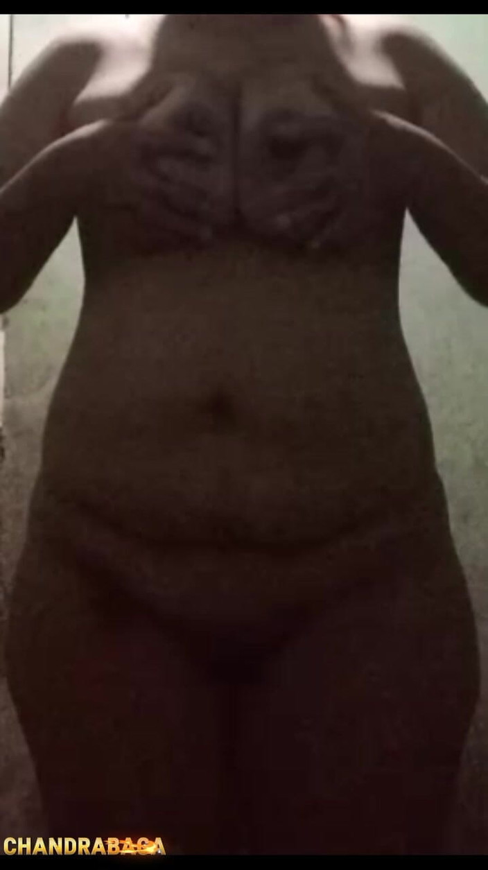 Claraidn: Gel buraya bebeğim, göğüslerimi sık ve penisini em