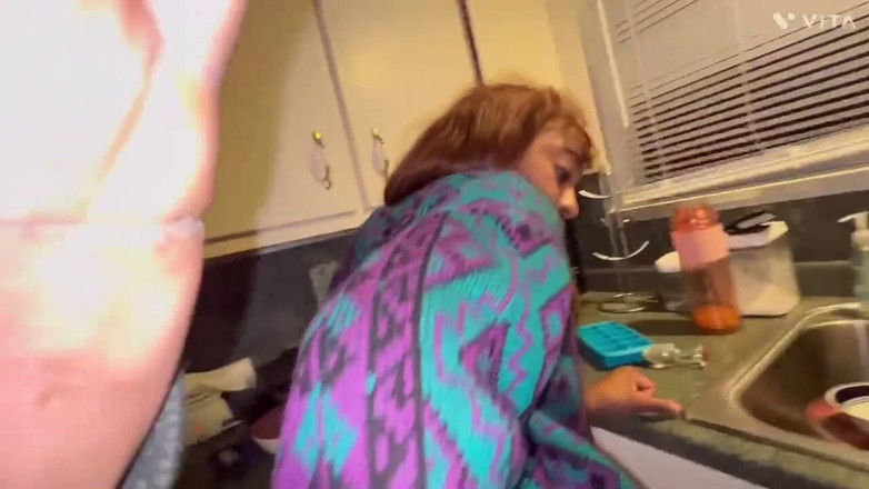 Fijii pornbox: Ik betrapte hem op het kijken naar hentai-porno lol, dus...