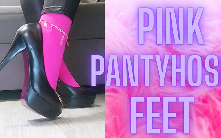 Monika Nylon: (70) Bàn chân trong quần tất màu hồng