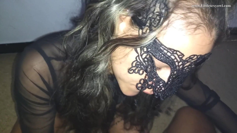 Littlesexyowl: Îmi conving sora vitregă să-mi facă o muie și ajung să-i...