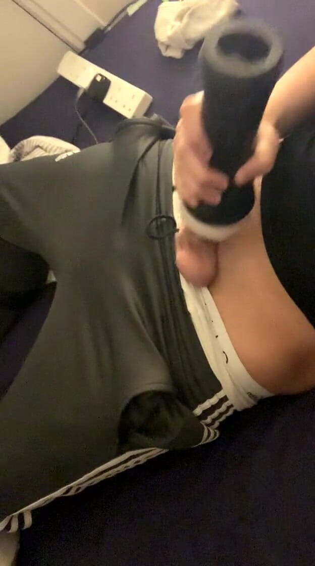 jay jenson: 내 방에서 딸딸이 내 동료 자동차 밖에서 흔들어. 누리다