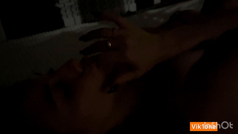 Vik1one: セクシーなブロンドは寝る前に浮気するのが大好き