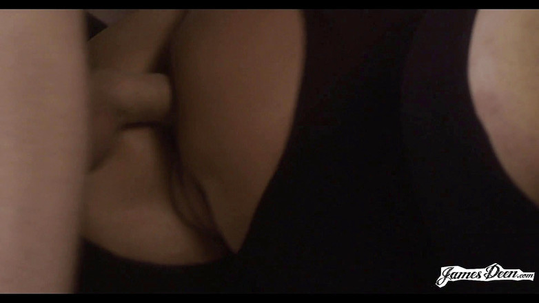 James Deen: 피닉스 마리, Dana Dearmond, 케이시 칼버트, 제임스 디엔과 역 갱뱅 액션