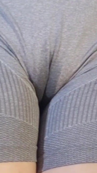 Hot Girl Comes Back From the Gym Like This