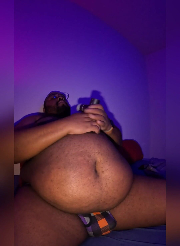 Blkhole420: 취침 시간 배 인플레이션 1부. 더 나은 각도를 얻기 위해 노력하지만 내가 이동 한 후까지 기다려야 할 수도 있습니다