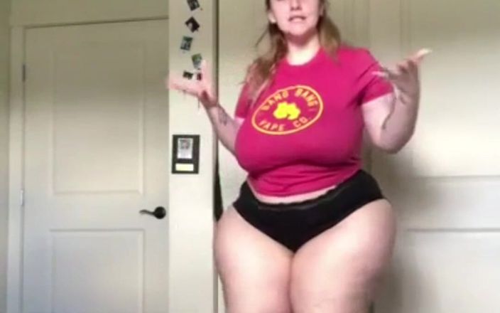 Big beautiful BBC sluts: Home Alone Dancing Shaking My Huge Booty