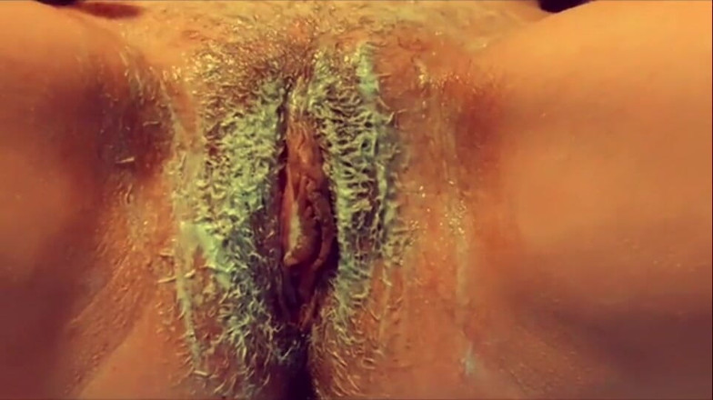 Sitivintage: Shave my pussy for you to enjoy