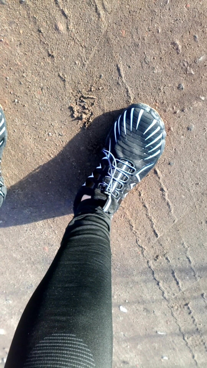 Carmen_Nylonjunge: 新しい裸足の靴