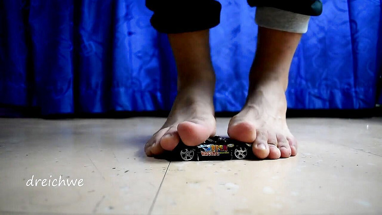 Dreichwe: Destruyendo 4 coches