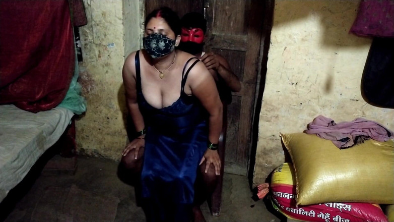 Desi_bhabhi121: Pasangan matang berkongkek bhabhi