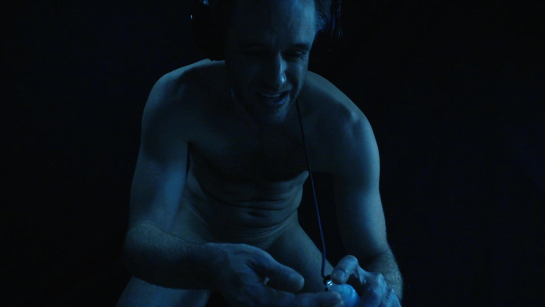 Cam Crest: Cumshot in Blue