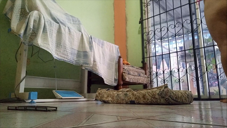 Martin13: Prsatá macecha čeká, až její nevlastní syn vyjde ze sprchy, aby...