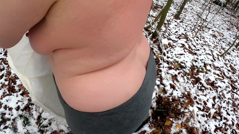 Bouncy Tits Action: Throwing Snow Balls on Her Naked Pussy - Whole Girl Naked...