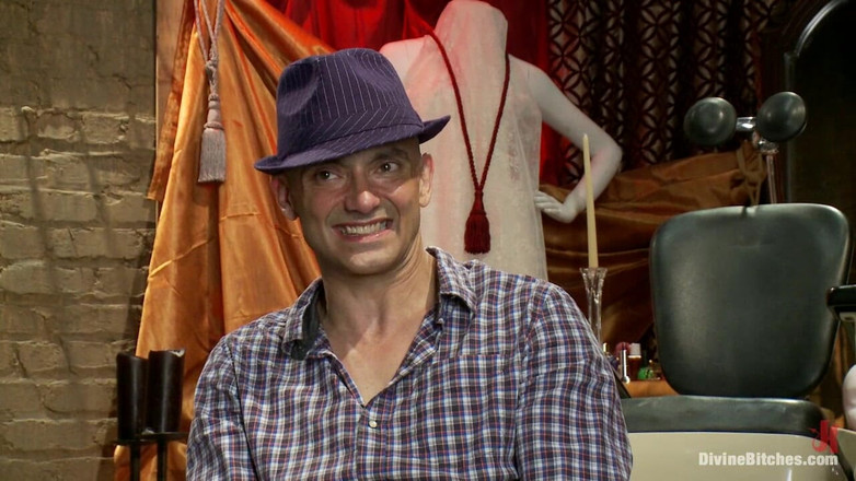 Divine Bitches by Kink: エロティックな屈辱