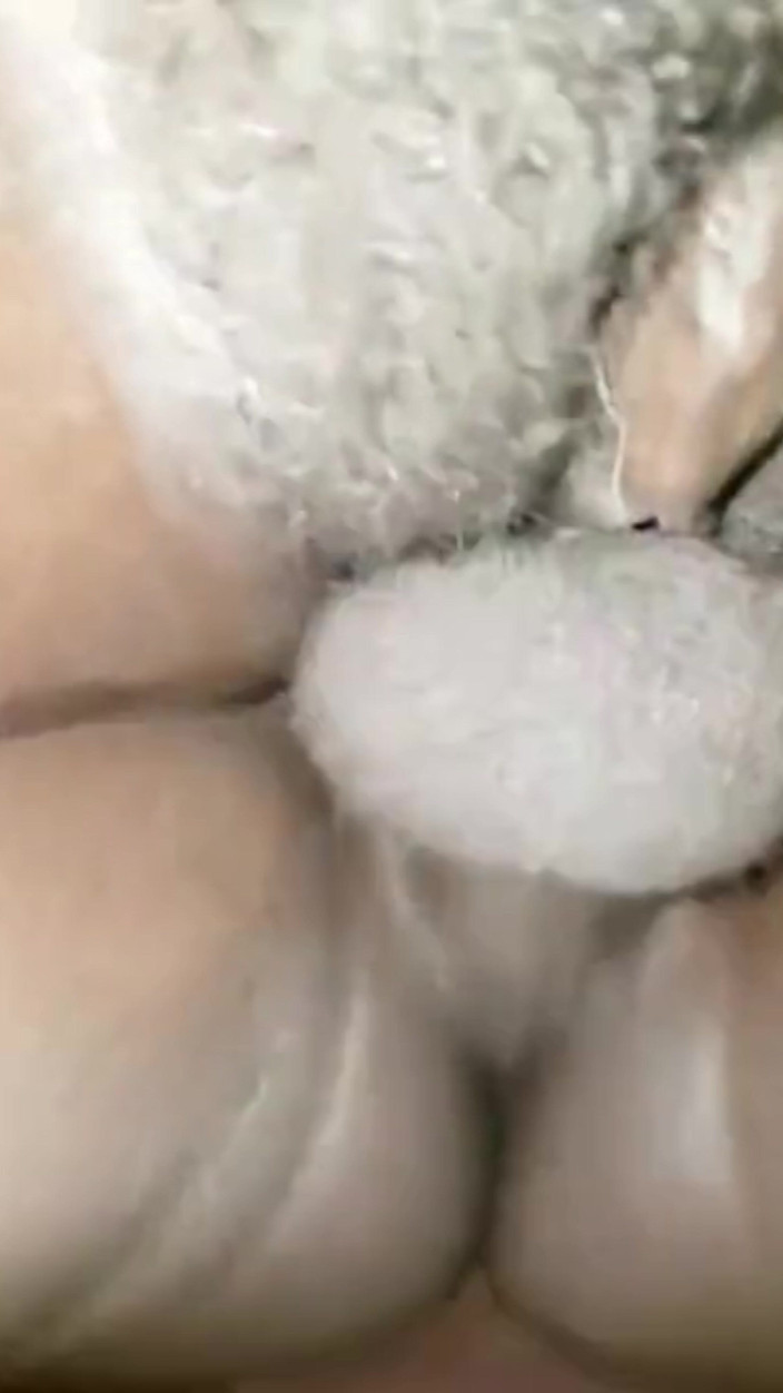 Real homemade BBW BBC porn: Aku lagi asik ngentot kontol besar pria kulit hitam sebelum...