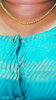 Bade Bade Dudh Bhabhi Ke Boobs Series 1