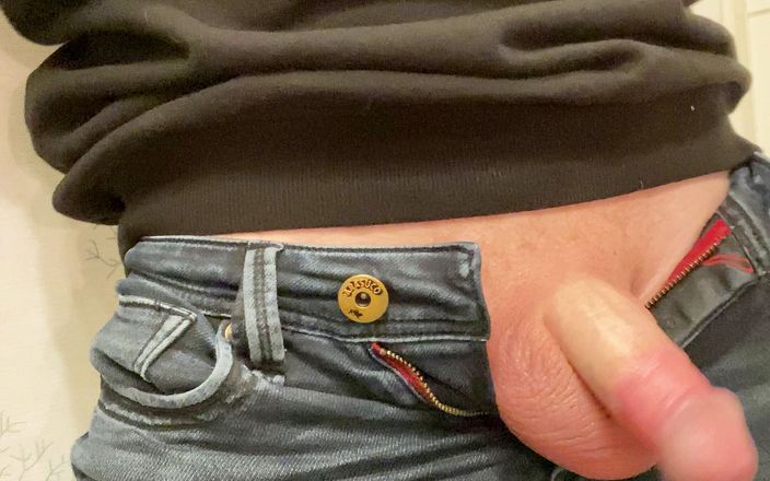 Busters: Jerking in my jeans