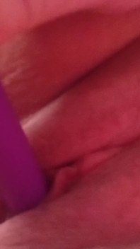 Solo Play of Pussy