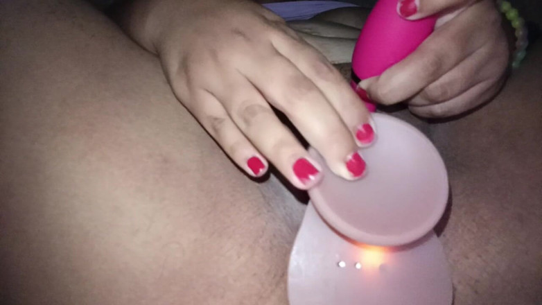 Stepmom_with_big_tits: laalchi choot men charamsukh ke lie pravesh karna chaahta hai.