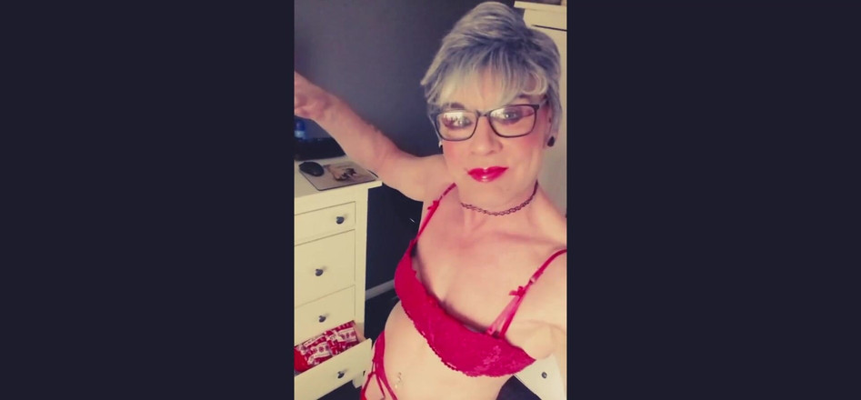 Juniperberi29: La troia lol XXX