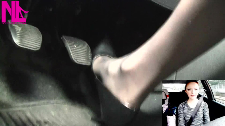 Nyllady: Driving in Grey Pattent Pumps on My Hosed Feet