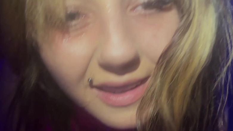 Ceysasansor: 자쿠지의 엉덩이에 이복 언니를 따먹어