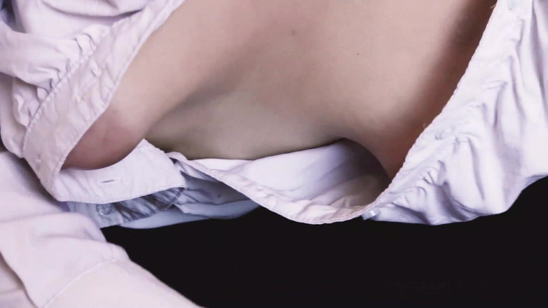 Liz Rainbow: Liz Puffy Nipples