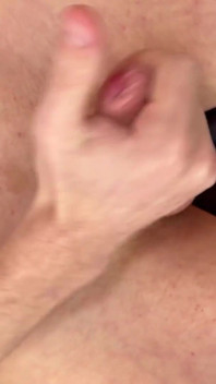 Edik (18) Pissing and Jerking off