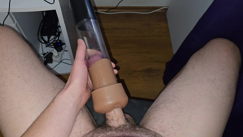 Fap_man93: My Dick Vs Vacuum Pump - Watching It Get Bigger