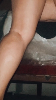 Married Woman Can't Handle Her Lust, Runs Away From the Barbecue to Fuck the Well-endowed Man
