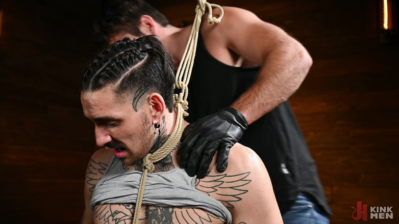 Taken rough: Dante Colle et Yinne Dedom : la remplaçante