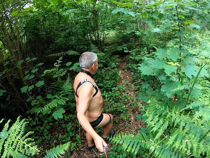 Andy: 步行 30 2025