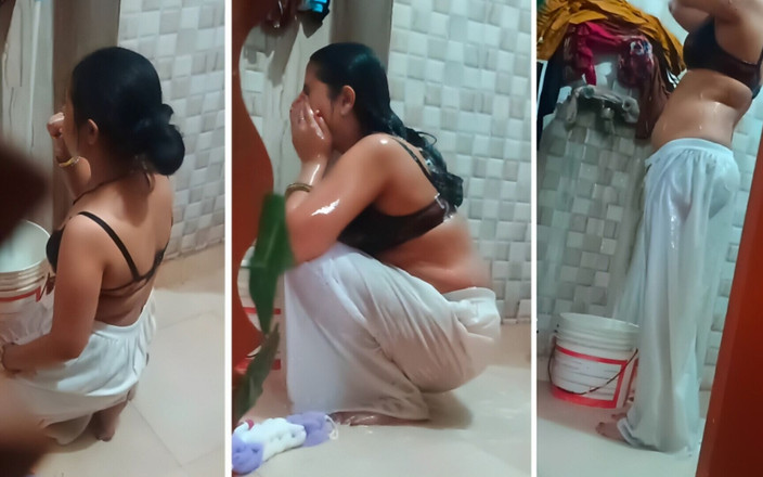 Hot Sis: Benutze Meine Stiefschwester Kostenlos, Während Sie Ihren Rasierer Macht