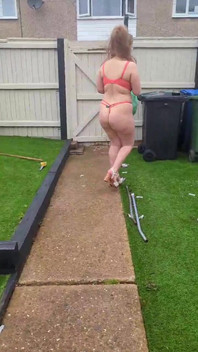 新しいパパの継娘ビデオ