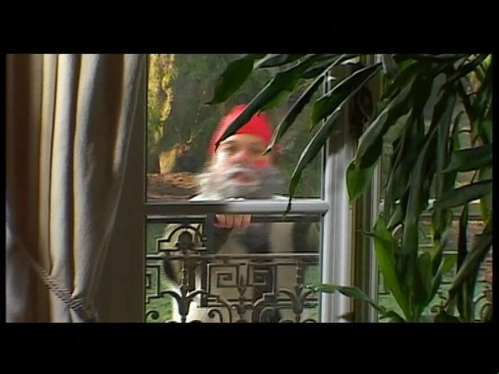 Vintage megastore: 尼僧が初めて濡れたマンコを手に入れる