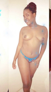 Masturbo la mia cremosa fica africana