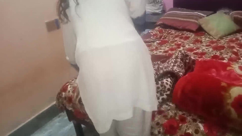 SHAKRATASNEEM: Dasi sexy schwester setup mit bruder fickt sehr sexy