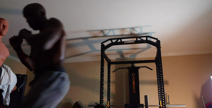 Hallelujah Johnson: Dünden boks tatbikatları