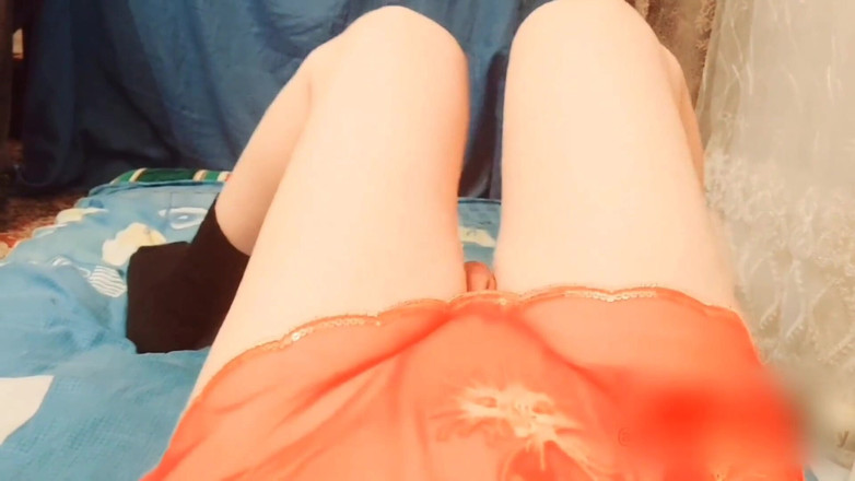 Kitty_Cross: 紧上身，更紧的态度