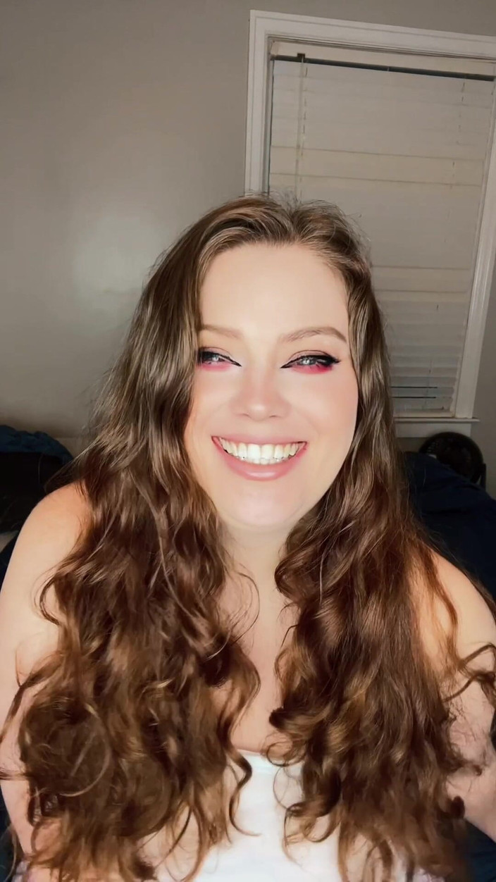 Dirtysecret: Ücretsiz kullanımım olarak yeni hayatın kadın kılıklı